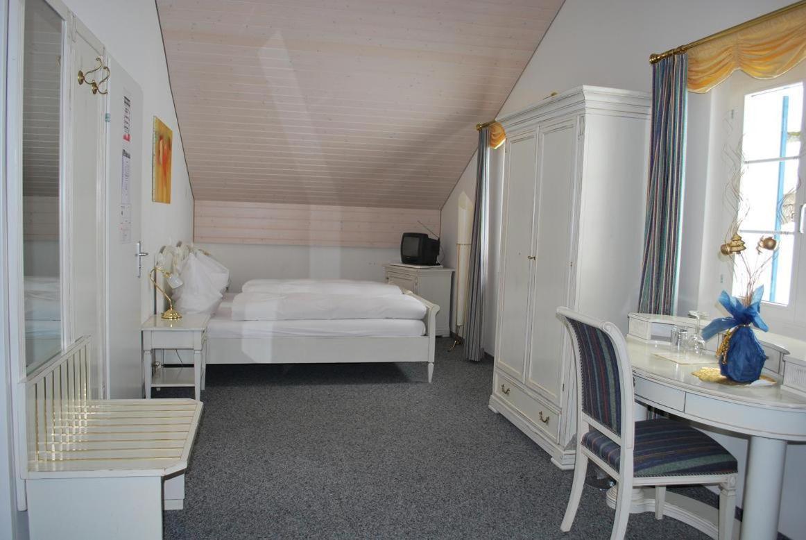Hotel Rhonequelle オーバーヴァルト エクステリア 写真