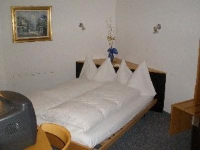 Hotel Rhonequelle オーバーヴァルト エクステリア 写真